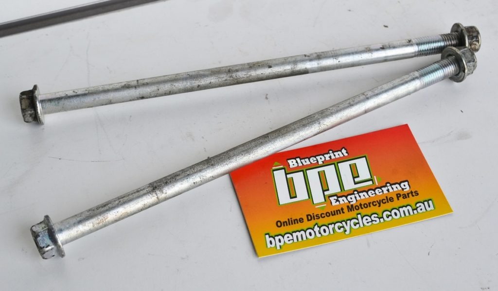 SUZUKI GSXR1000 2006 ENGINE MOUNTING BOLTS M12 METRIC FINE BOLTS 215MM